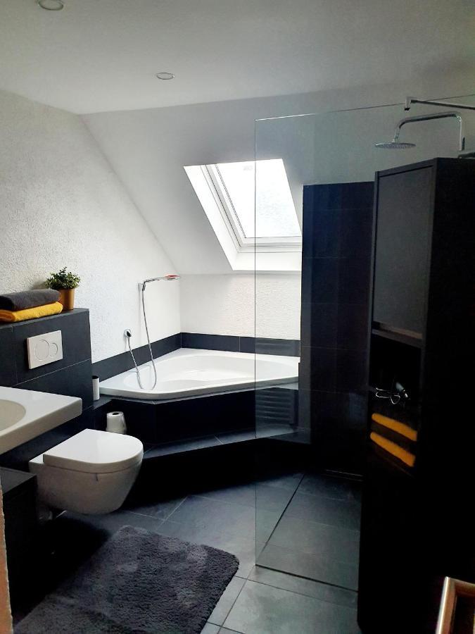 Apartment Eifelhoehe *